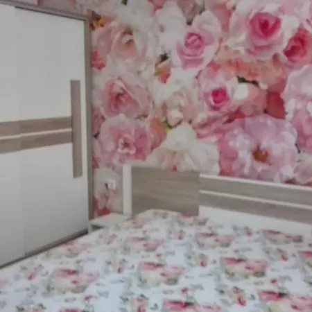 Apartment апартамент Roses *